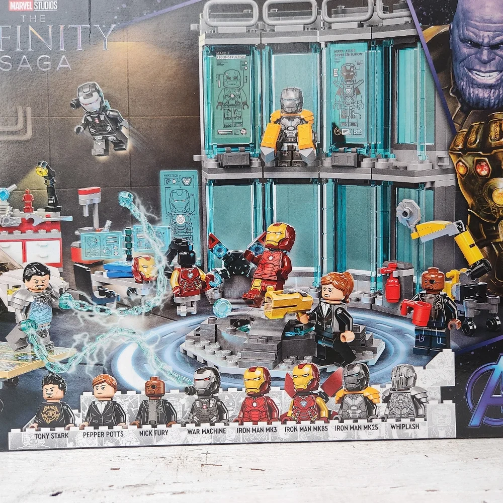 NEW LEGO Marvel Iron Man Armory Toy Building Set 76216 Avengers Lego Set with MK - Picture 4 of 14